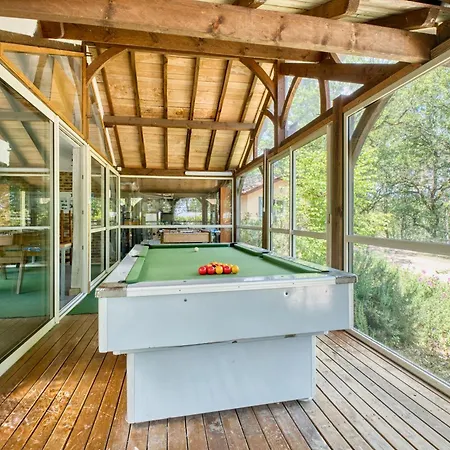 Holiday home Rapiette Salignac Eyvigues